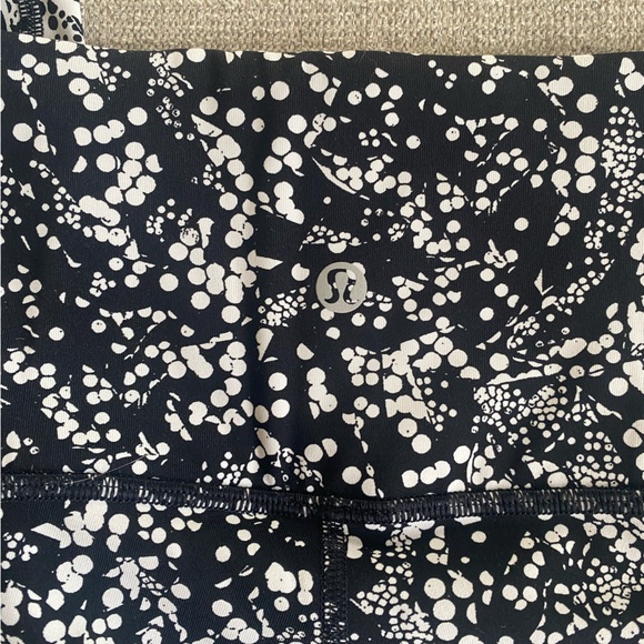 Lululemon Leggings - Picture 3 of 6